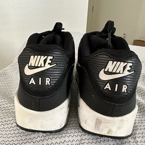 Women’s Nike air max